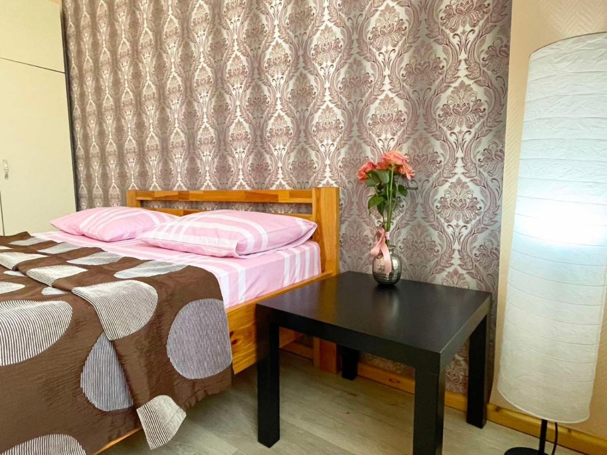 Крехівська 5,Апартаменти В Центрі, Дві Спальні Лвив Екстериор снимка
